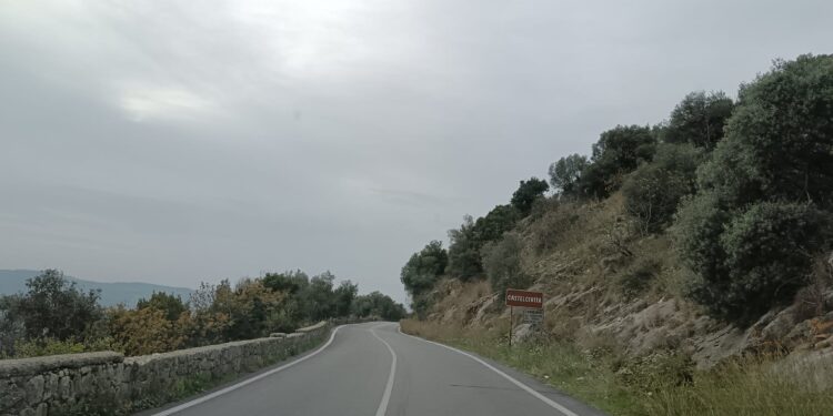 Chiusa al traffico tra Castelcivita e Ottati la Sp12