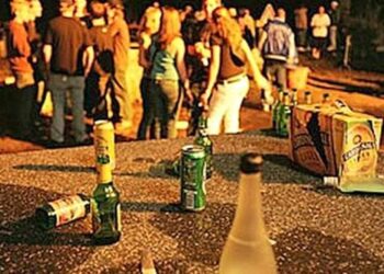 Vietata la vendita di alcol ai minori a Salerno. L’avviso dovrà essere esposto all’ingresso