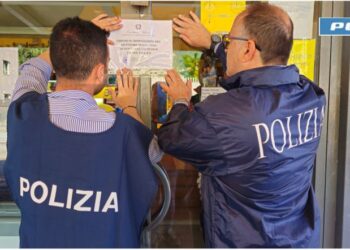 Rissa a Cava de’ Tirreni, la Polizia chiude un bar