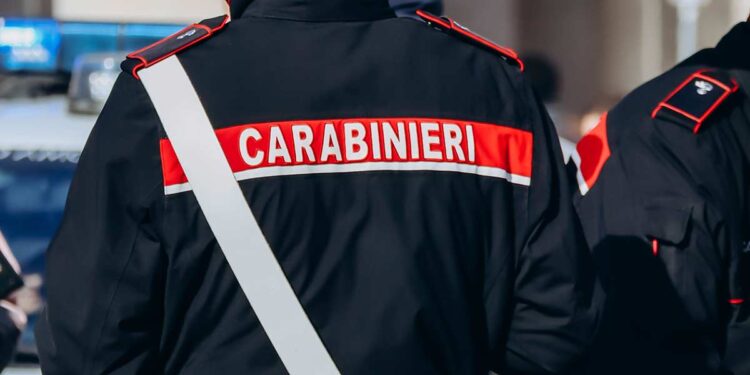 Non si rassegna alla fine della relazione e maltratta l’ex fidanzata. Giovane arrestato a Oppido Lucano