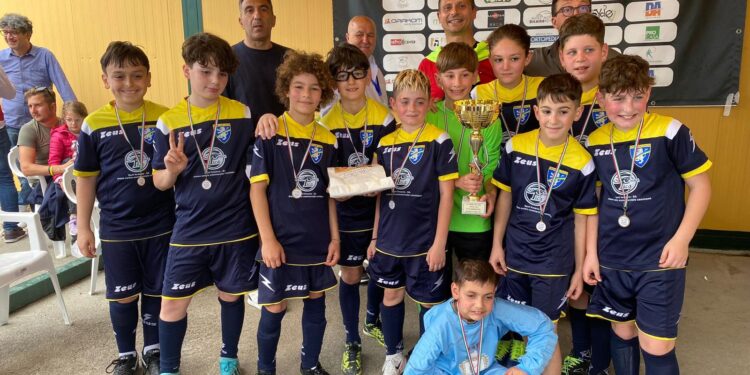 Festa a Sant’Arsenio. La MFA Soccer Accademia Frosinone, categoria 2013 vince la 12° edizione della Coppa ASC