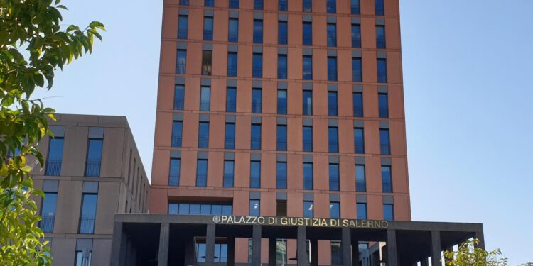 Lavori alla Cittadella giudiziaria di Salerno: quattro aziende nei guai