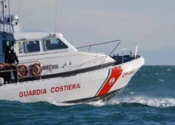 La Guardia Costiera sequestra a Capitello una barriere antierosione