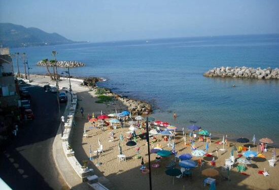 “Lungomare Vivo”: una domenica di divertimento e cultura a Punta dell’Inferno