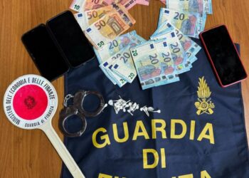 Arrestati due giovani nel salernitano: in auto con il “crack”