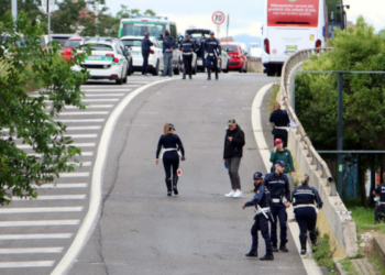 Tragedia a Milano: 38enne di Padula muore travolto da un pullman. Giallo sulla dinamica