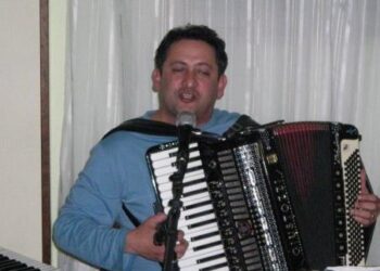 Lagonegro. Scontro tra auto e moto: muore cantautore Nicola Colombo
