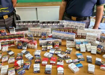 Le Fiamme Gialle sequestrano a Scafati 5 kg di sigarette di contrabbando