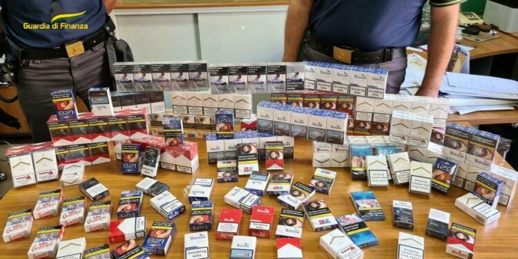 Le Fiamme Gialle sequestrano a Scafati 5 kg di sigarette di contrabbando