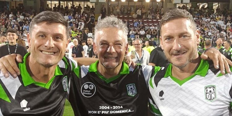 Baggio, Totti e Zanetti. Operazione Nostalgia a Salerno: indietro nel tempo con le emozioni del calcio
