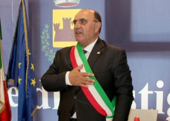 Emergenza cinghiali. Il sindaco di Postiglione scrive al ministro Lollobrigida “Situazione insostenibile, serve una legge”
