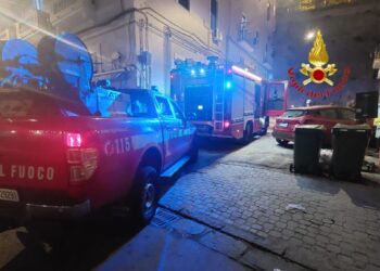 Incendio causato dal pacco batteria di un monopattino elettrico: è successo a Salerno