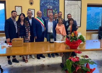 A San Rufo il sindaco Marmo giura e nomina la giunta