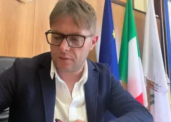 Ingiurie contro il sindaco di Serre: “Non mi perdo d’animo”