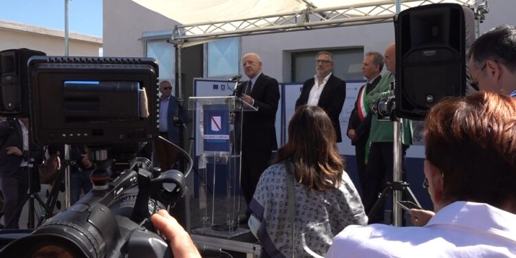 Eboli. Inaugurato il depuratore a Coda di Volpe. De Luca: “Presto candidatura a bandiera blu”