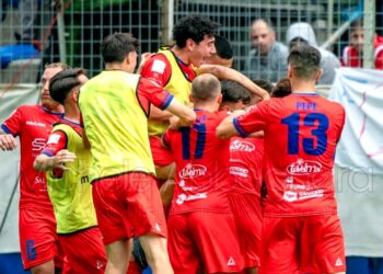 Il Costa d’Amalfi fa la storia: beffa il Bisceglie e approda in serie D