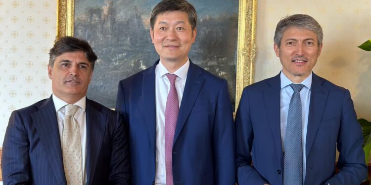 Interscambio culturale tra chirurgia cinese e chirurgia italiana con Tommaso Pellegrino