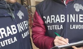 Caporalato in Campania: braccianti agricoli pagati a meno di 2 euro l’ora