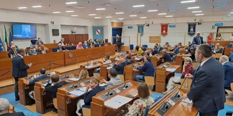 Autonomia differenziata: la Campania approva la richiesta di referendum