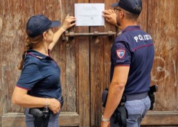 Drink alcolici a minorenni: chiude un bar a Salerno