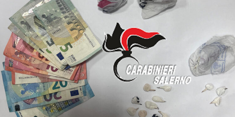 Salerno, trovato con crack e cocaina pronte da spacciare: arrestato