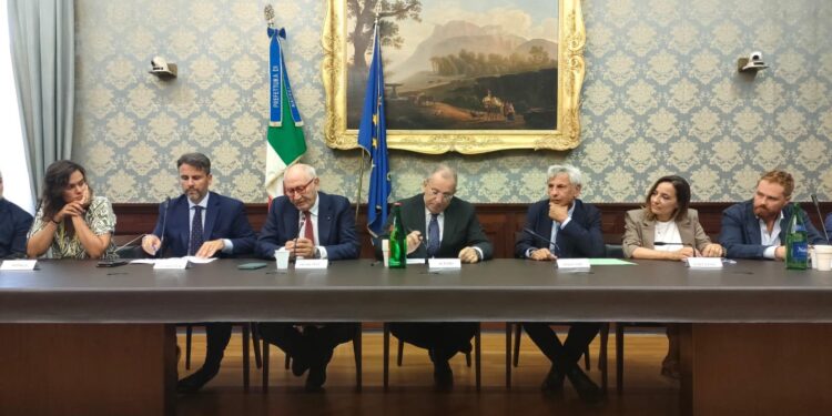 La Coldiretti Napoli sottoscrive il protocollo d’intesa per creare una rete tra tutti gli attori del settore agricolo