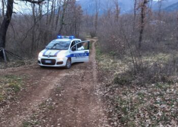 La Polizia locale di Sala Consilina individua e multa il responsabile dell’abbandono di rifiuti