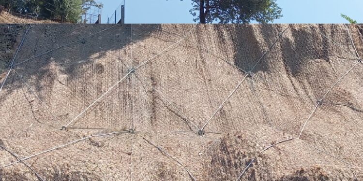A Salerno completati i primi interventi  di risanamento delle ripe