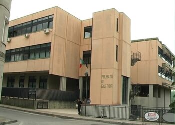 Morte del piccolo Nicolas nell’ospedale di Polla: indagate quattro persone