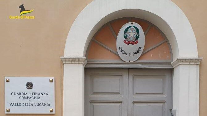 Vallo della Lucania: società cilentana evade IVA, la Finanza esegue sequestro per 180 mila euro