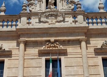Il tradizionale suono delle campane del campanile della Certosa di Padula in occasione di San Lorenzo