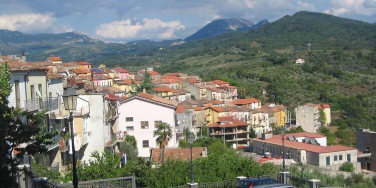A Bellosguardo danni all’auto della vigilessa: “Un atto increscioso”