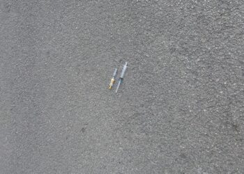 Siringhe per strada in pieno centro a Sala Consilina