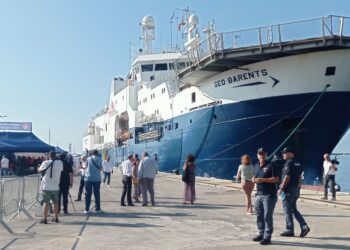 Al porto di Salerno arriva la Geo Barents, con 191 migranti salvati nel Mediterraneo