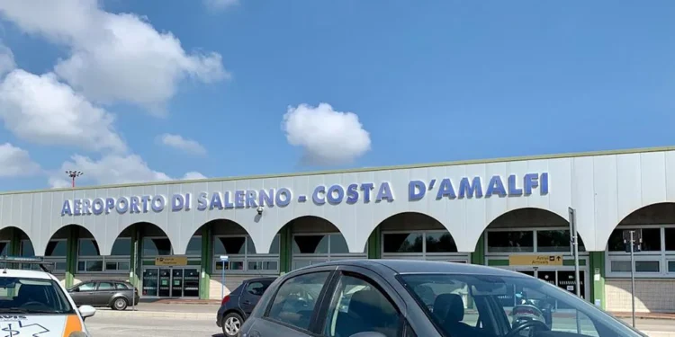 Aeroporto “Salerno-Costa d’Amalfi”: l’Universal Air annuncia nuovi voli