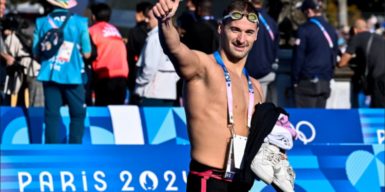 Olimpiadi Parigi 2024: il lucano Domenico Acerenza quarto nella 10 km in acque libere