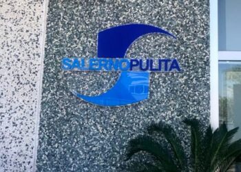 Salerno Pulita assume 41 nuovi operai per il diserbo stradale cittadino