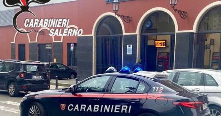 Arrestato pusher a Nocera Inferiore: trovato con cocaina e soldi