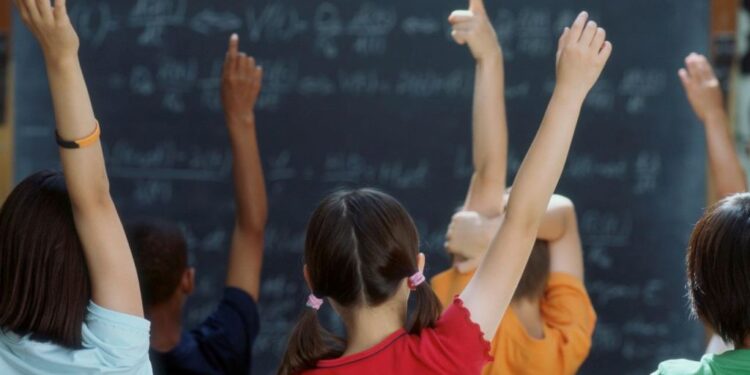 Cala ancora il numero degli studenti in Basilicata, meno 1.826 iscritti
