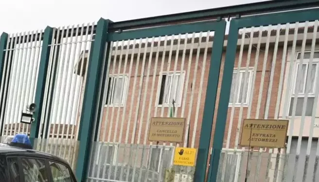 Tentano di evadere dal carcere di Avellino utilizzando delle lenzuola: catturati