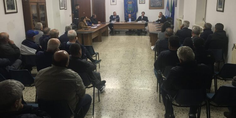 La Comunità di Sanza dice no all’antenna 5G. “Vogliano costruirla dove deve sorgere un asilo nido”