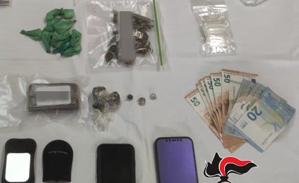 Trovato con la droga a Casal Velino, arrestato pusher di Agropoli