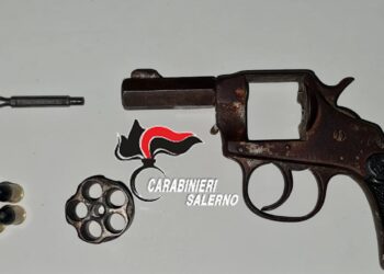 Detenzione di arma clandestina: in manette un uomo a Montecorvino