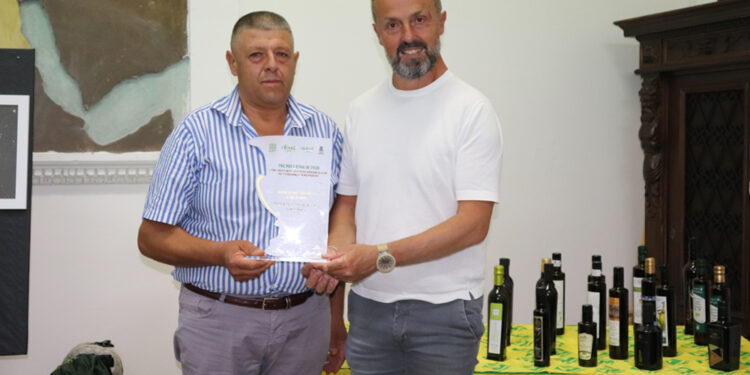 Dalla Campania l’invito del vicepresidente nazionale di Coldiretti: “Spazio a tavola all’olio extravergine di oliva”