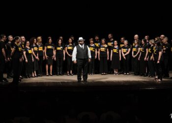 Il Coro Pop di Salerno celebra il 50° Anniversario del Coro “Amici della Musica” a Sant’Arsenio