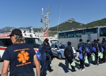 Migranti. Previsto per domani un nuovo sbarco al porto di Salerno