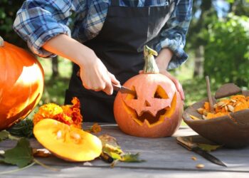 Diavoletti o angioletti? Nel Vallo di Diano i bambini possono scegliere se festeggiare Halloween o Ognissanti