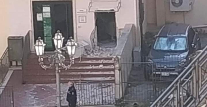 Due esplosioni al bancomat di San Fele, nel Potentino