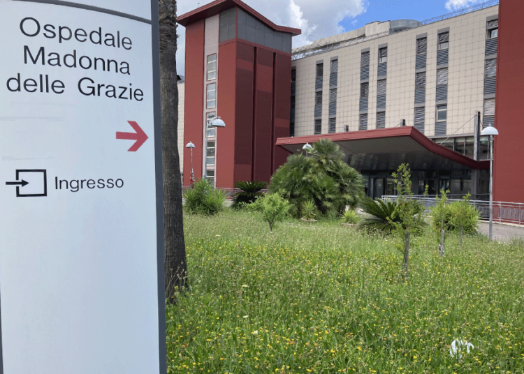 Operazione record al Madonna delle Grazie di Matera, asportata una massa tumorale  di 18 chili