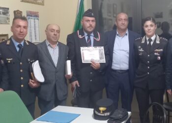 Supportò gli agenti della Polizia Municipale di Teggiano durante il Covid: encomio per Michelangelo Mazza